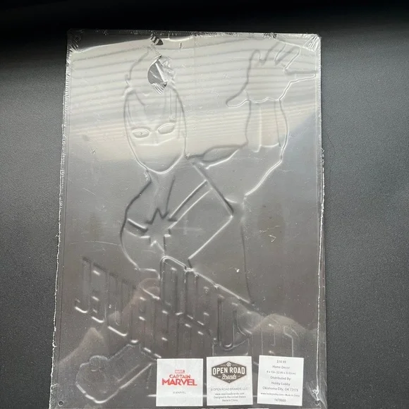 Captain Marvel Metal sign - Picture 4 of 5